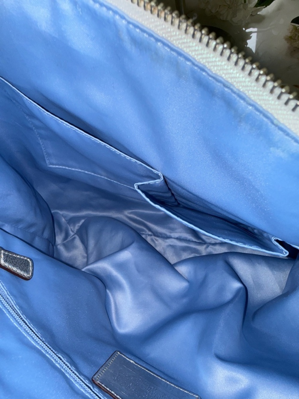 Coach Metallic Silver Signature Shoulder Bag - Picture 14 of 16